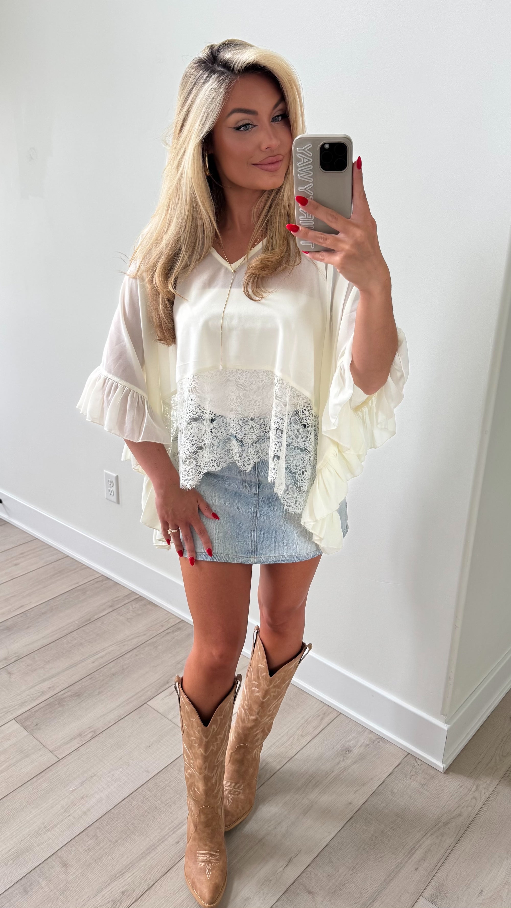 JOLIE LACE PONCH TOP
