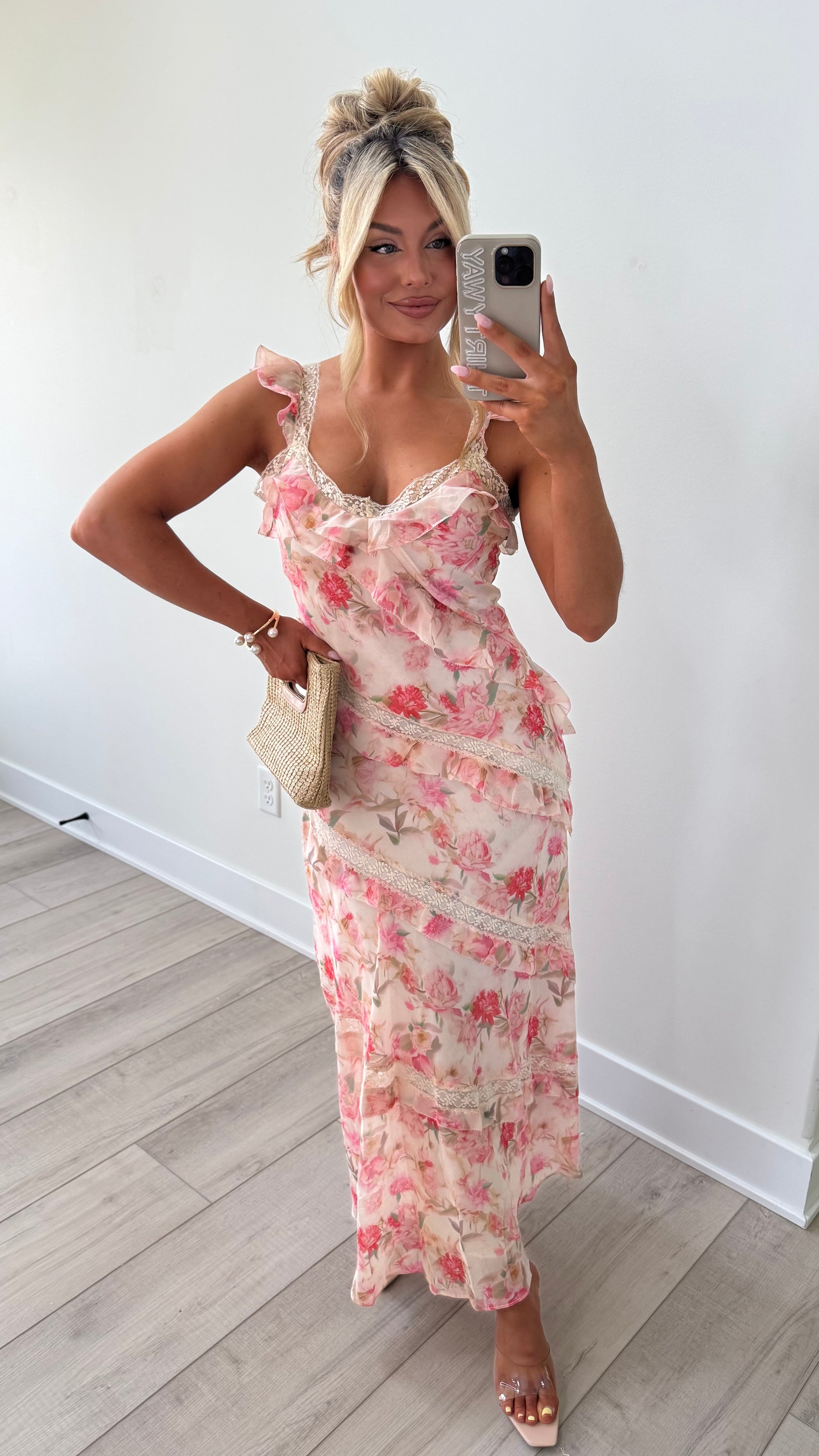 AMELIE FLORAL LACE MAXI DRESS