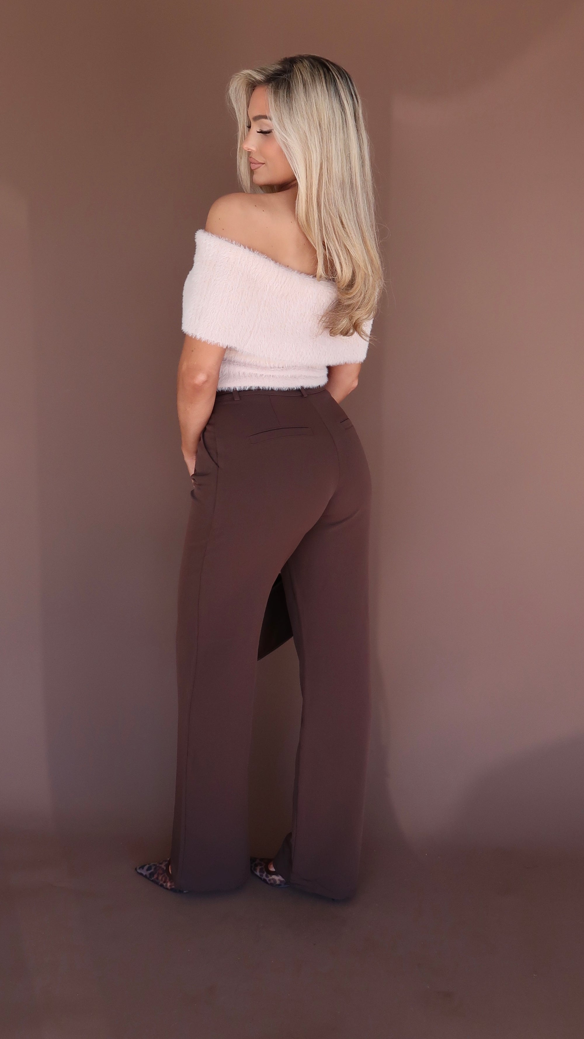 BUTTERBLISS CHENILLE FUZZY SWEATER TOP