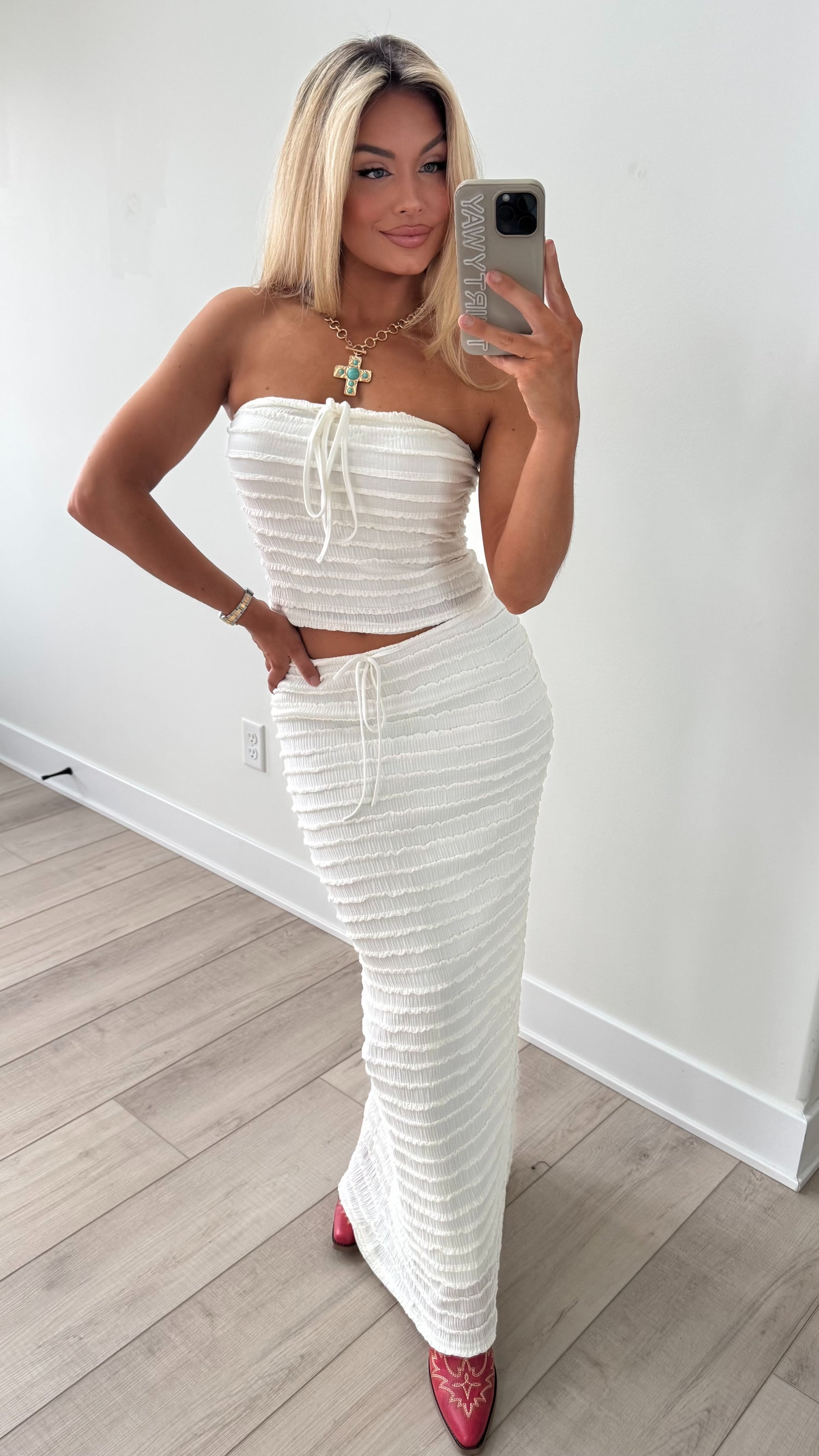 IVORY TIDE STRAPLESS TOP