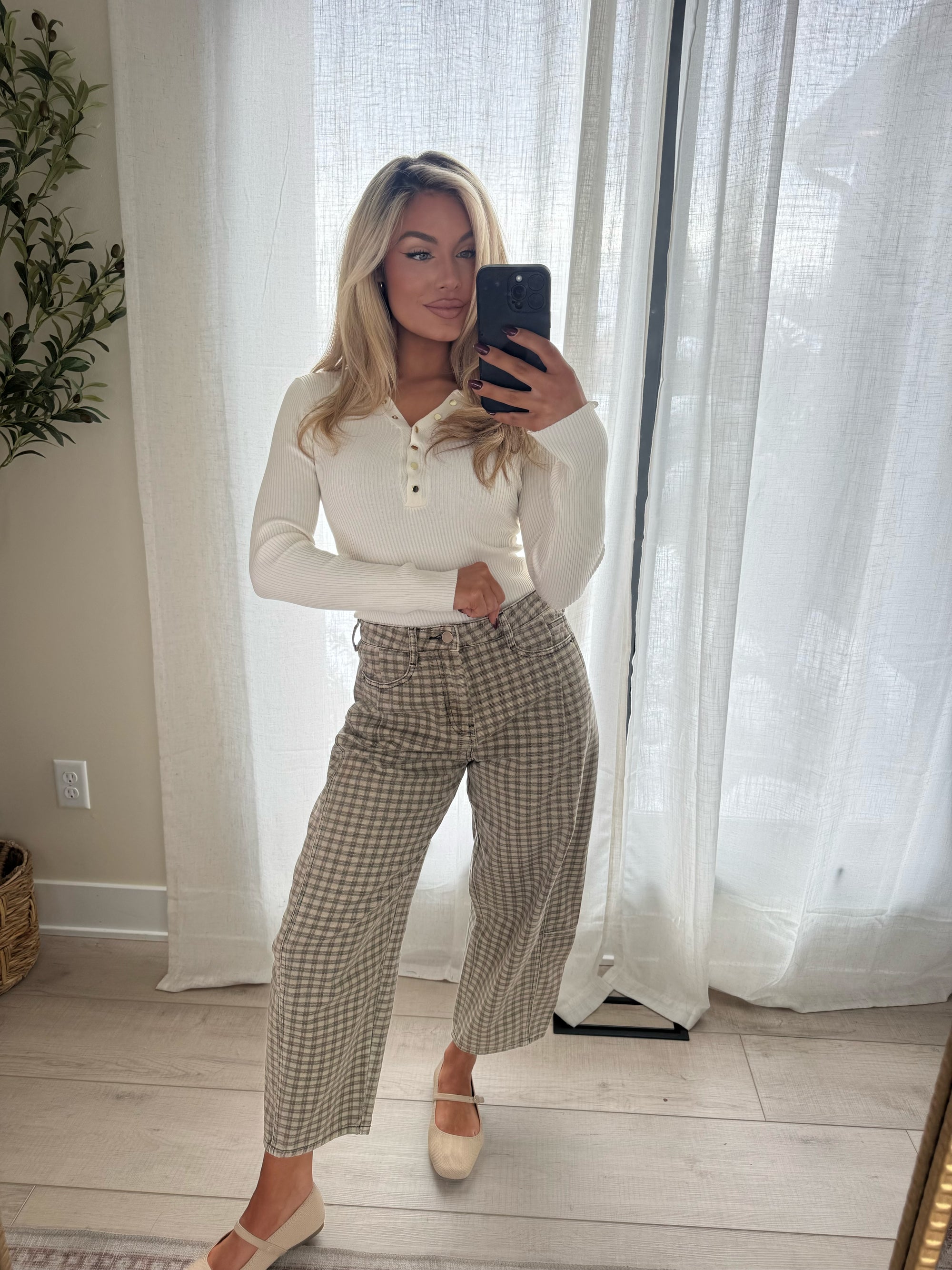 REMI GINGHAM HIGH-WAISTED BARREL JEANS