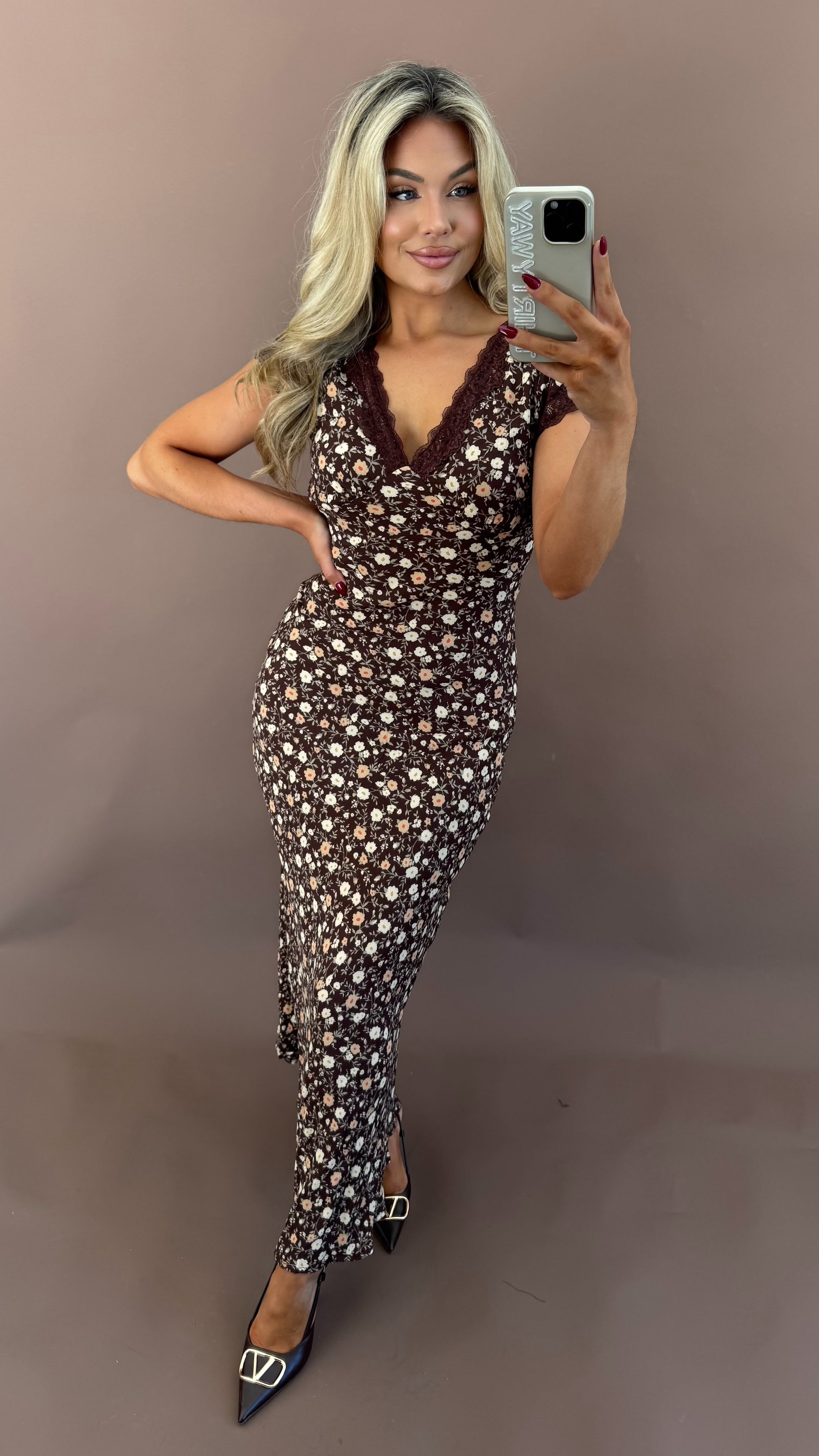 MAPLE BLOOM FLORAL MAXI DRESS