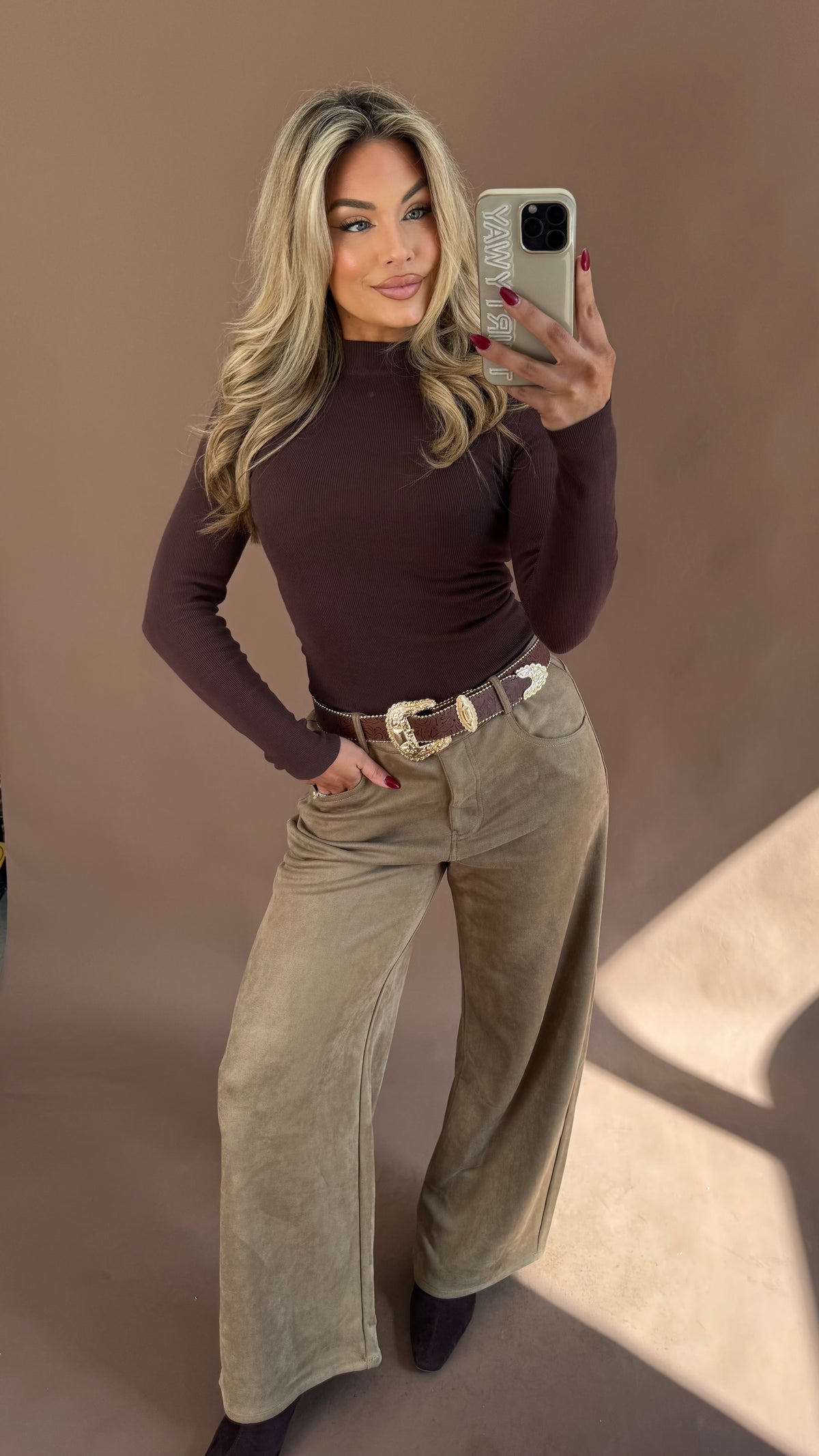 SUEDE BARREL LEG PANTS