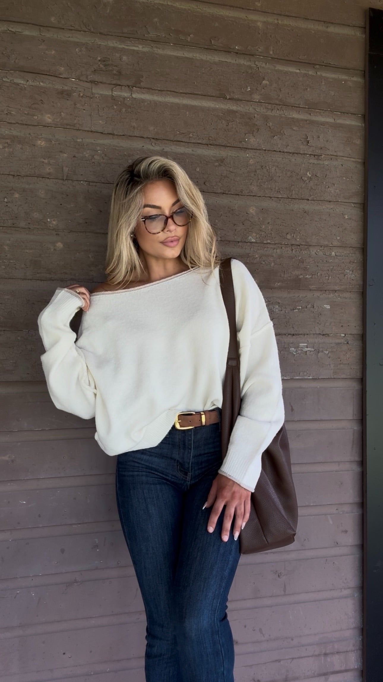 PRE-FALL BOAT NECK SWEATER CREAM