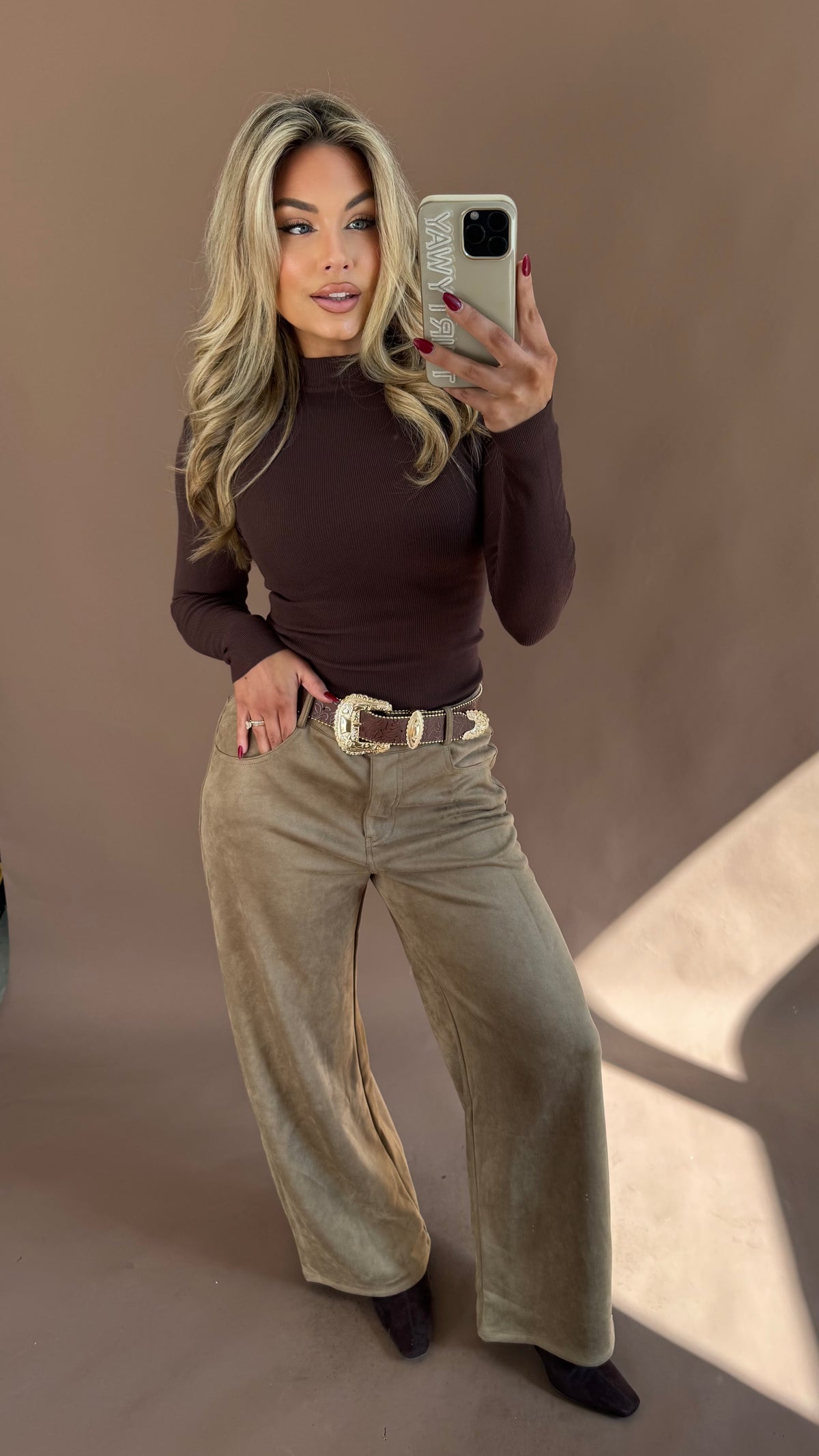 SUEDE BARREL LEG PANTS