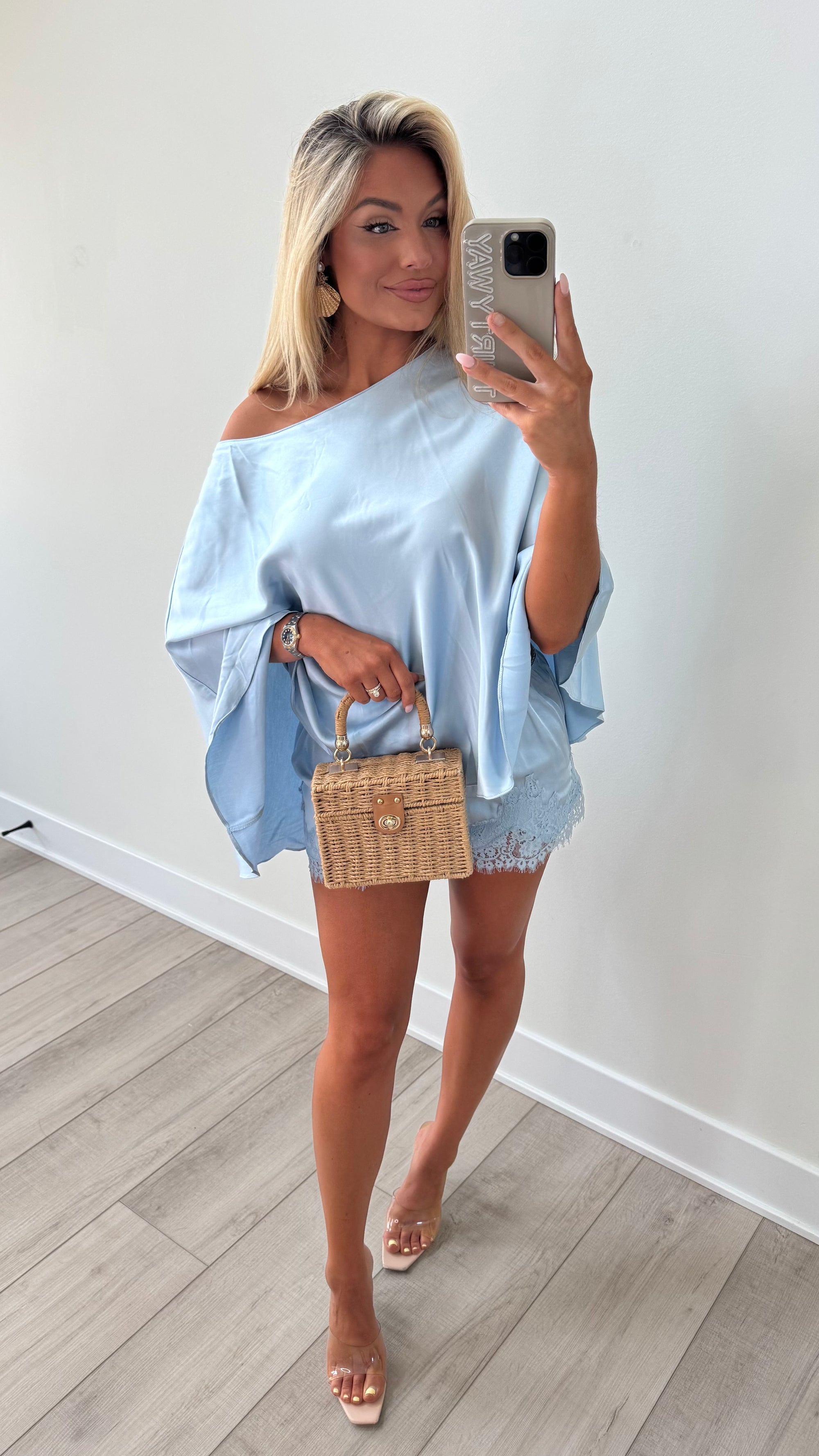 JULIETTE LACE SHORT SET BLUE