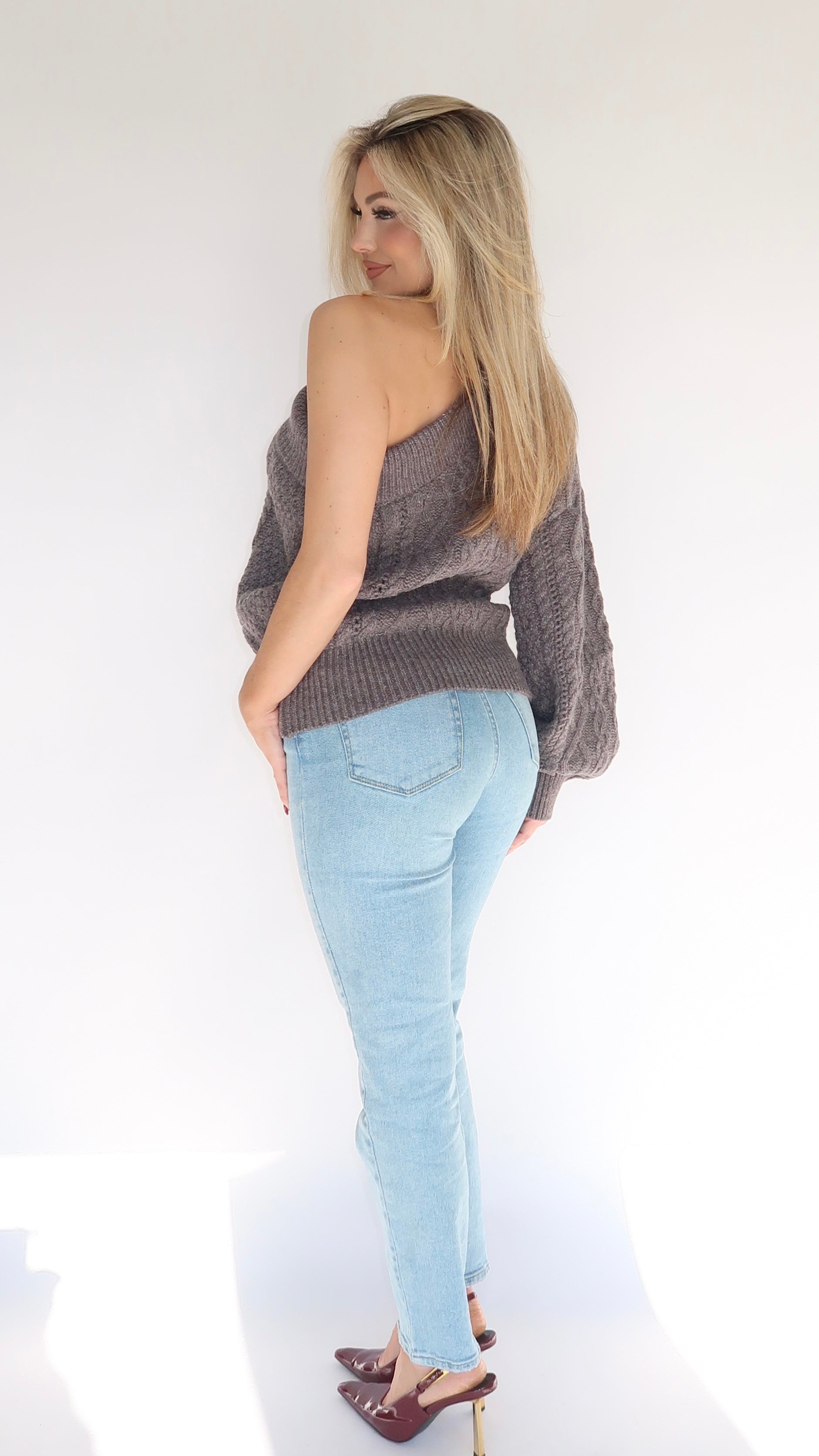 AVERY ONE SHOULDER SWEATER CHARCOAL