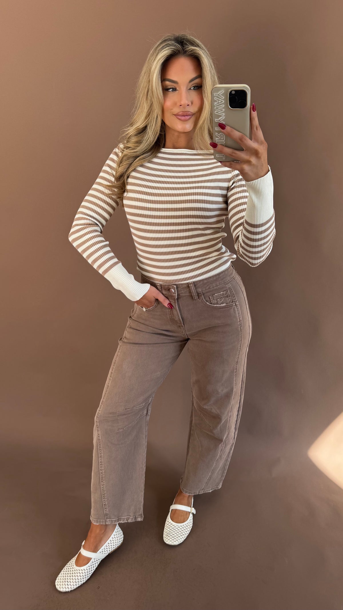 HIGH RISE BROWN BARREL DENIM