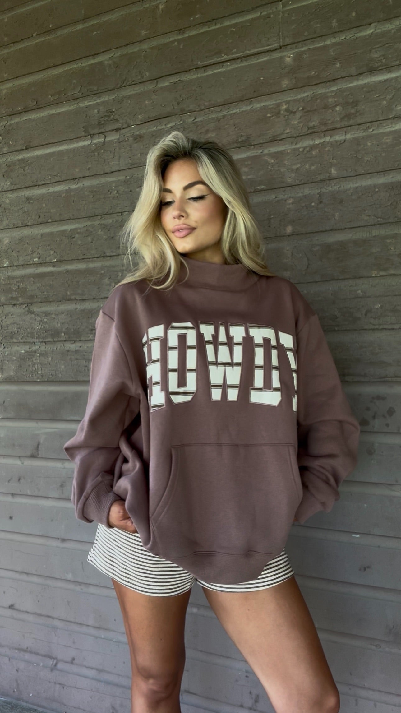 HOWDY OVERSIZED CREWNECK