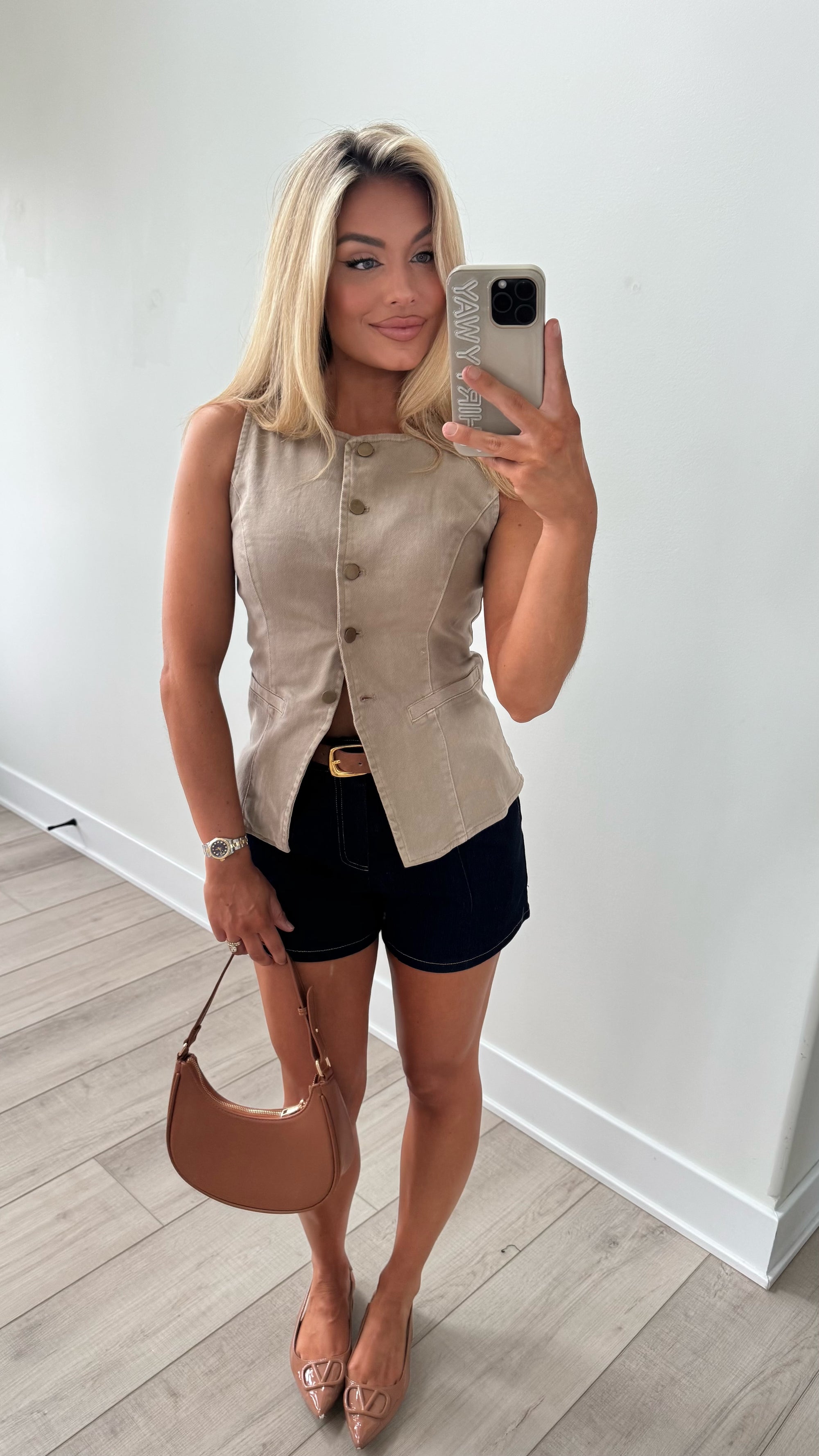 ESTATE BUTTON DOWN VEST TOP