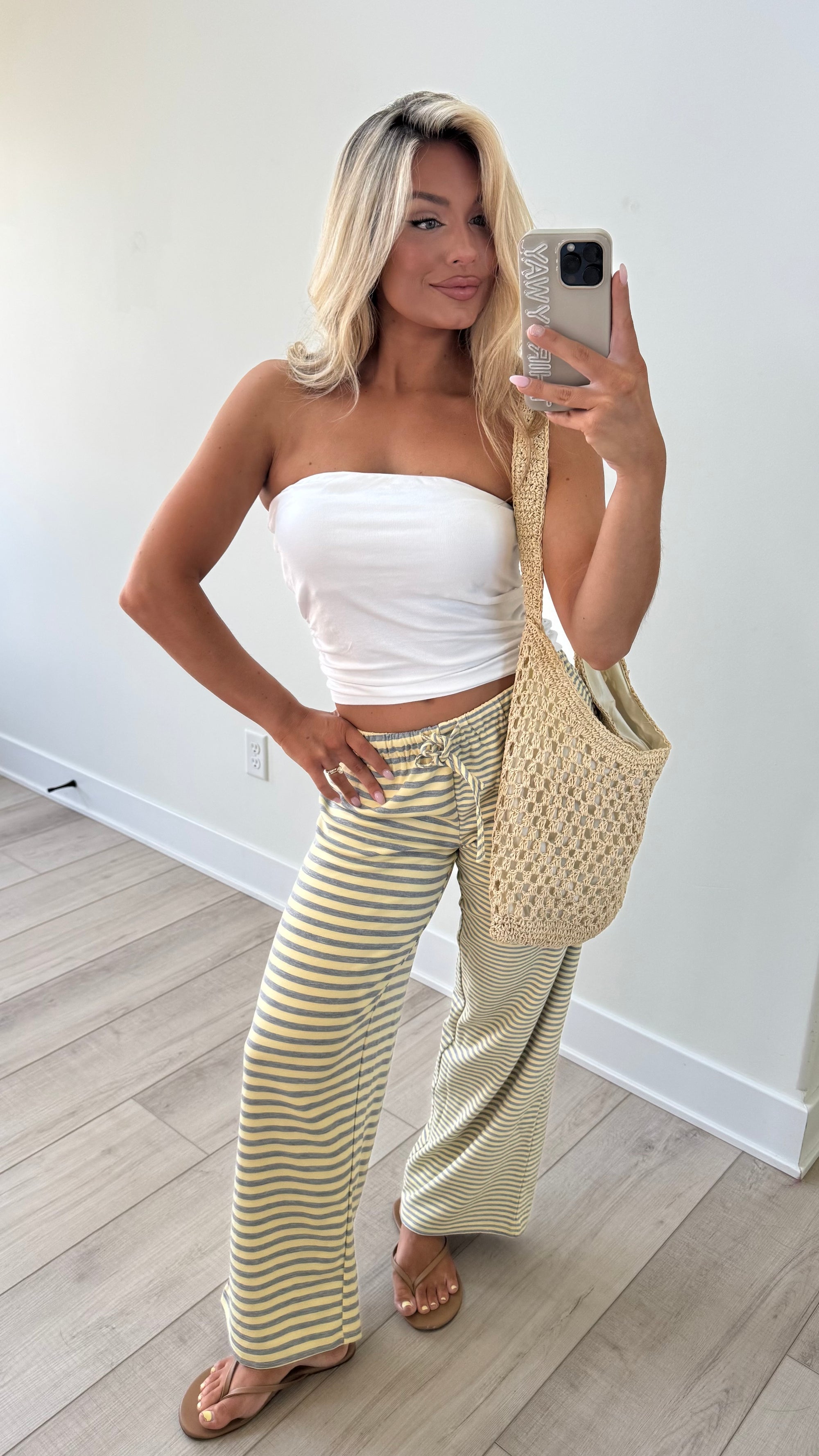 LOW-RISE STRIPED LOUNGE PANT BUTTER