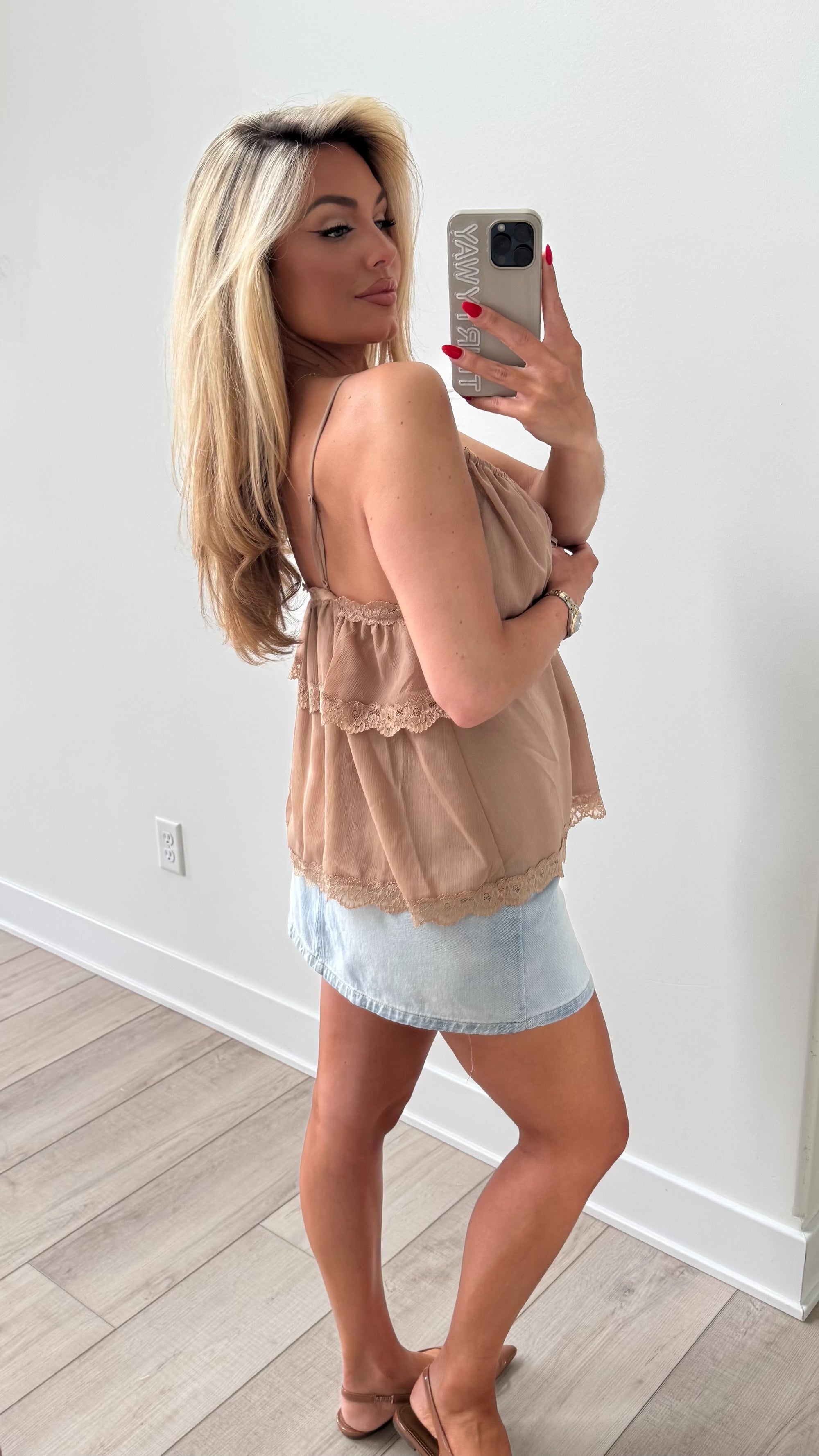 ALIANA LACE TANK CHESTNUT