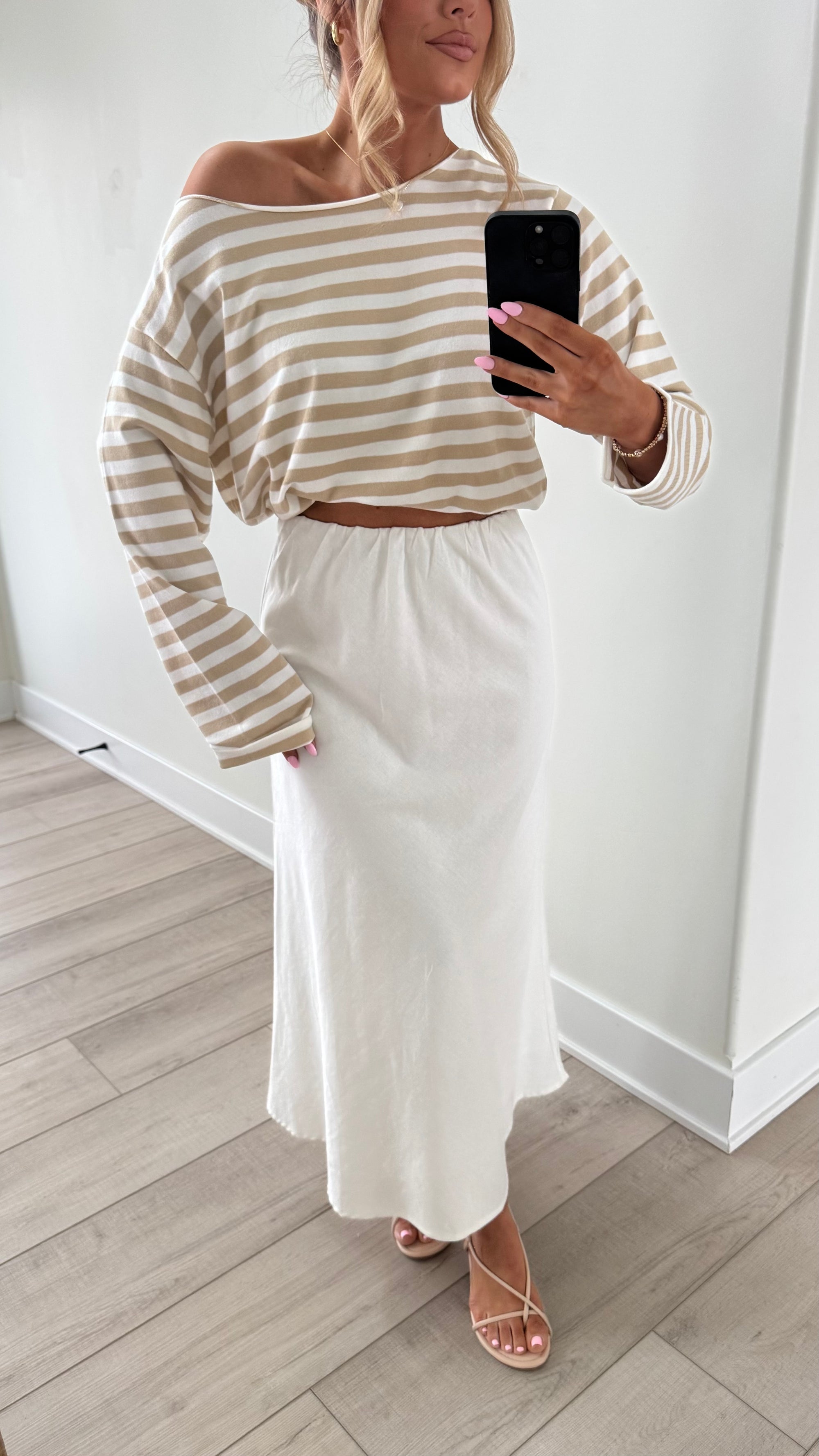 WHITE HIGH-WAISTED WOVEN MAXI SKIRT