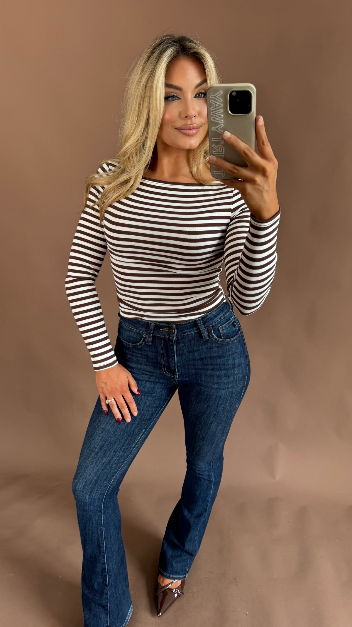 ZOE STRIPED BOAT NECK TOP CREAM/BROWN
