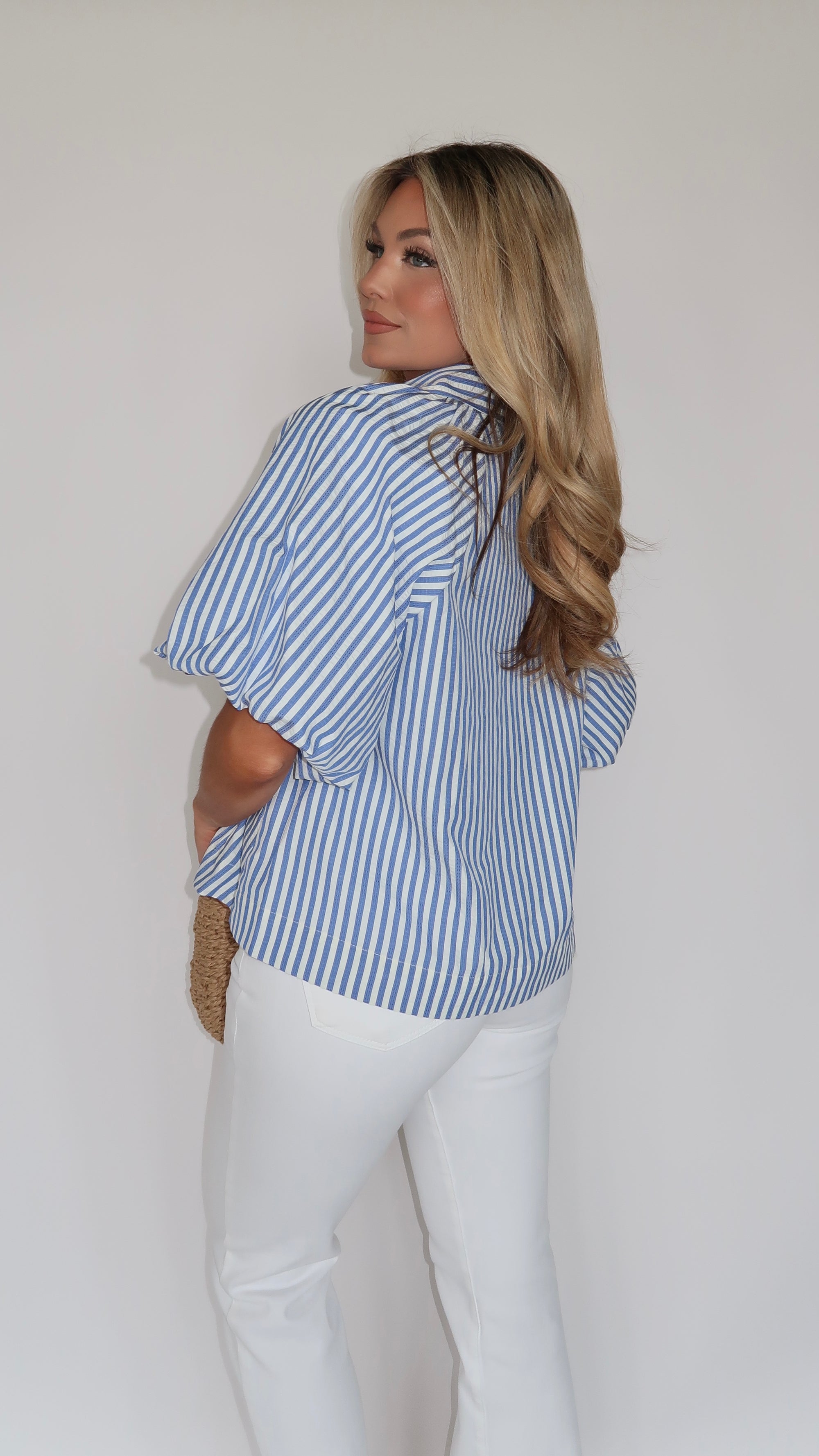 SEABREEZE PINSTRIPE PUFF SLEEVE TOP