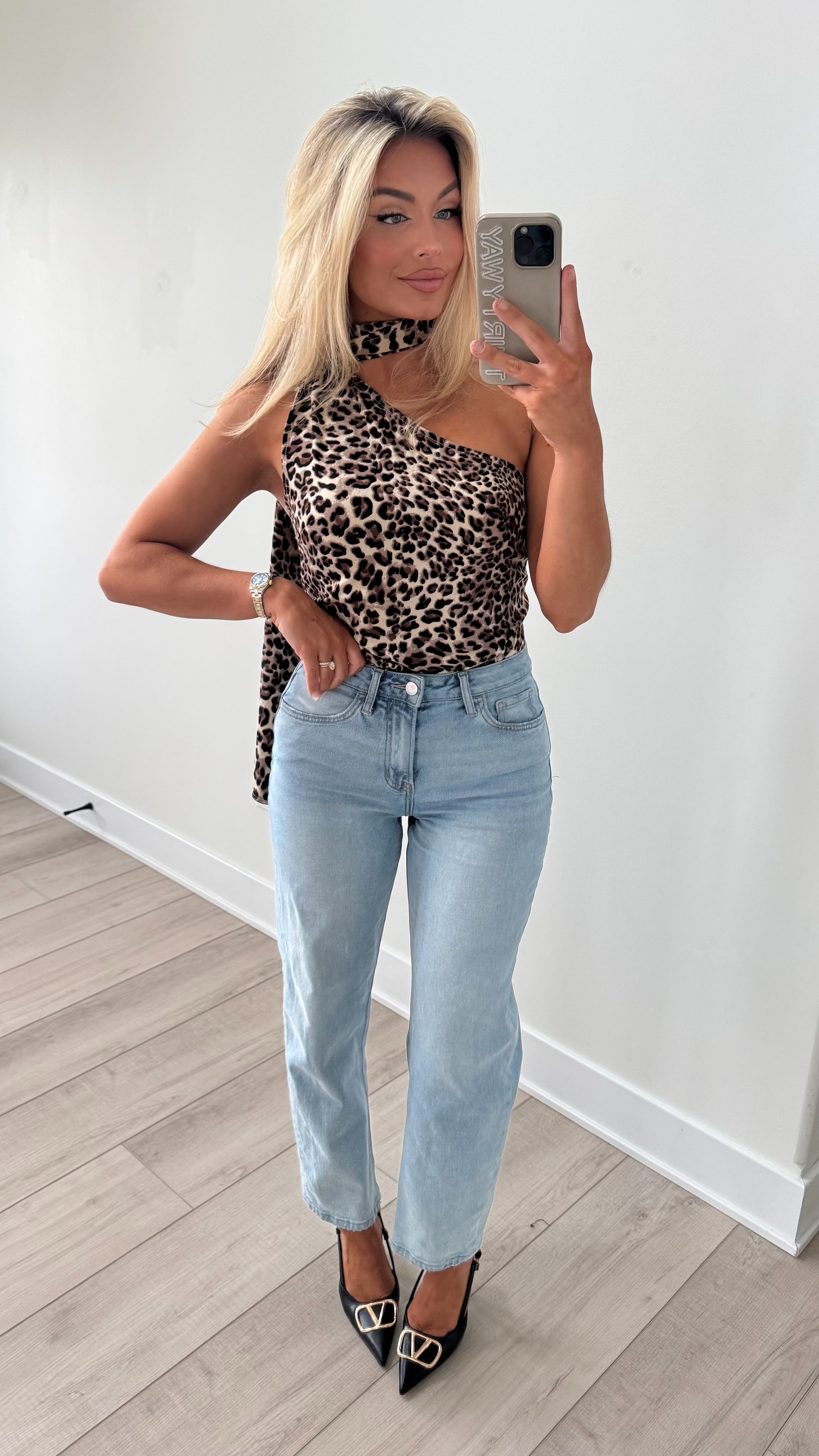 LEOPARD SCARF TOP