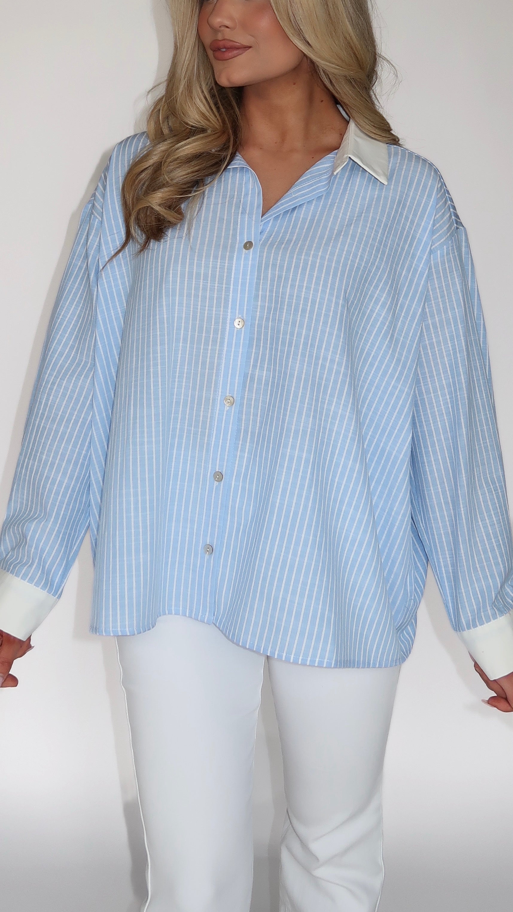 HARBOR PINSTRIPE BUTTON DOWN TOP