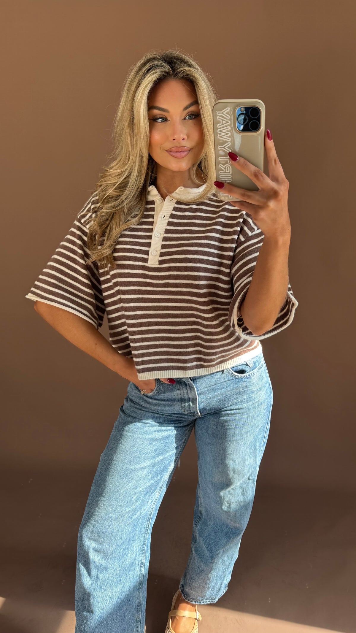 STRIPED HENLEY TOP BROWN