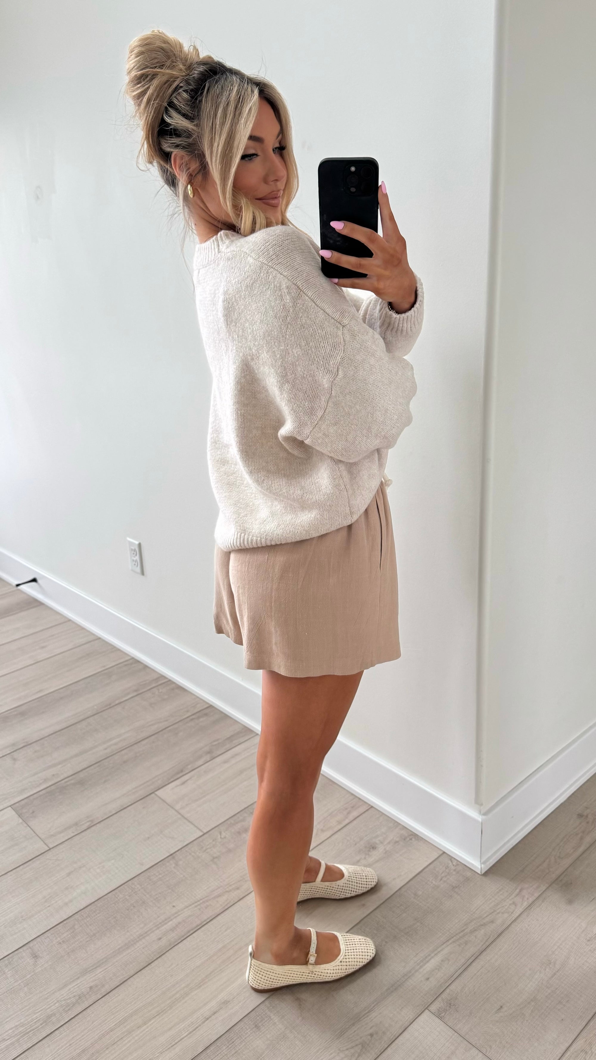 SHELLIE SWEATER