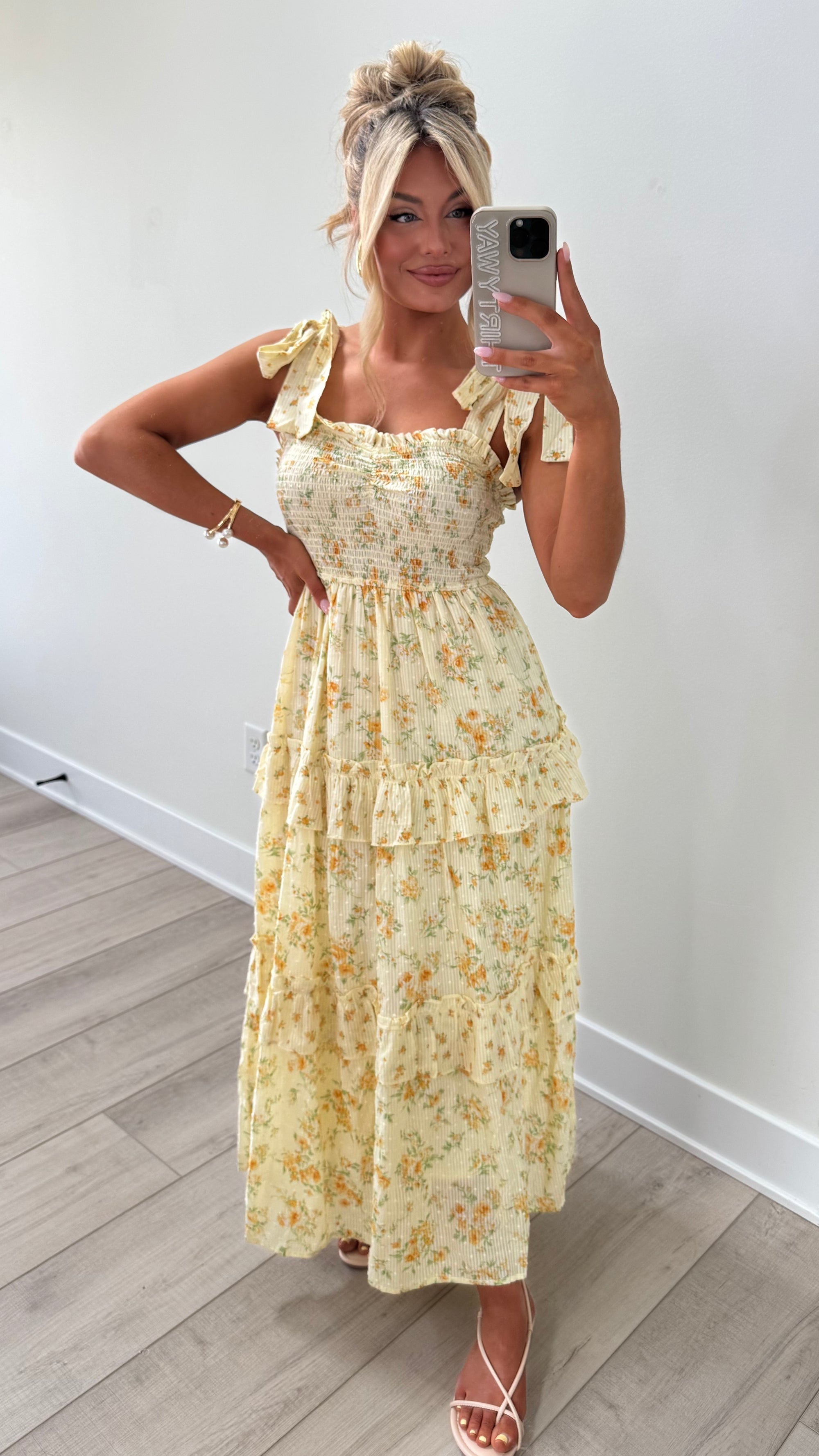ROSIE FLORAL MAXI DRESS YELLOW