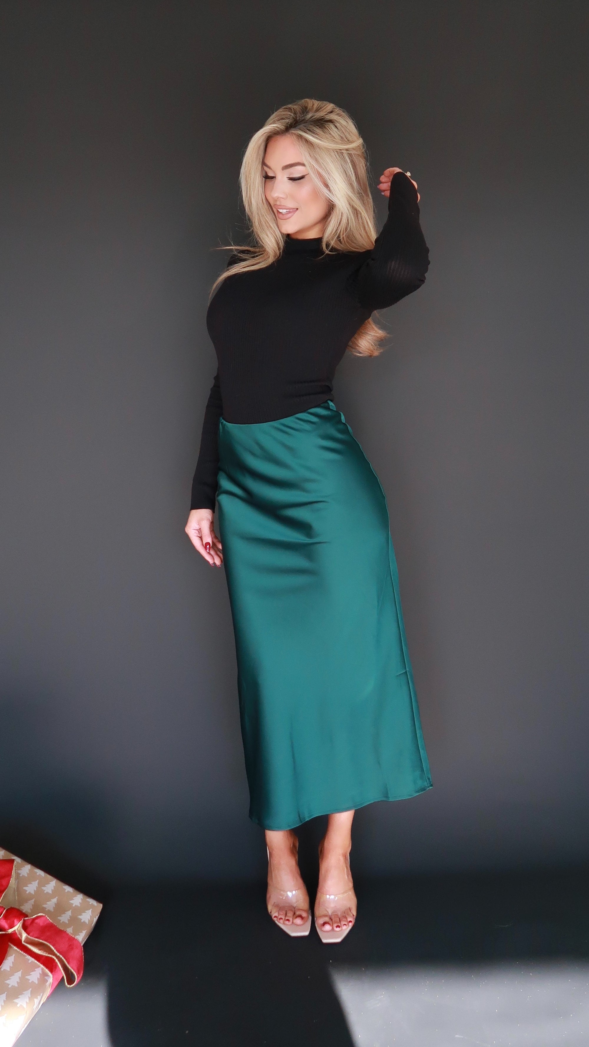 SARA SATIN SLIP SKIRT EMERALD