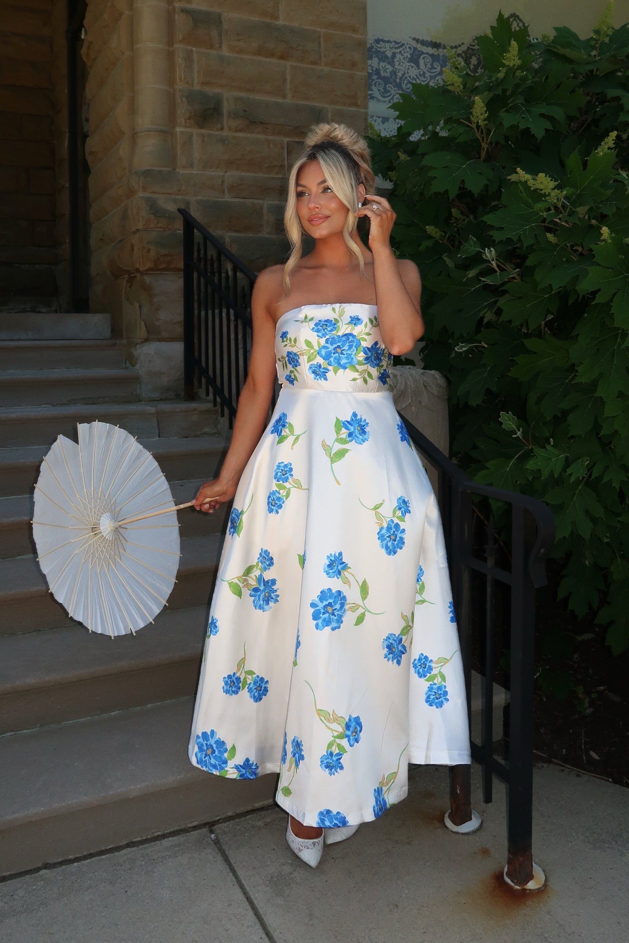 BRIDAL TEA BLUE FLORAL MAXI DRESS