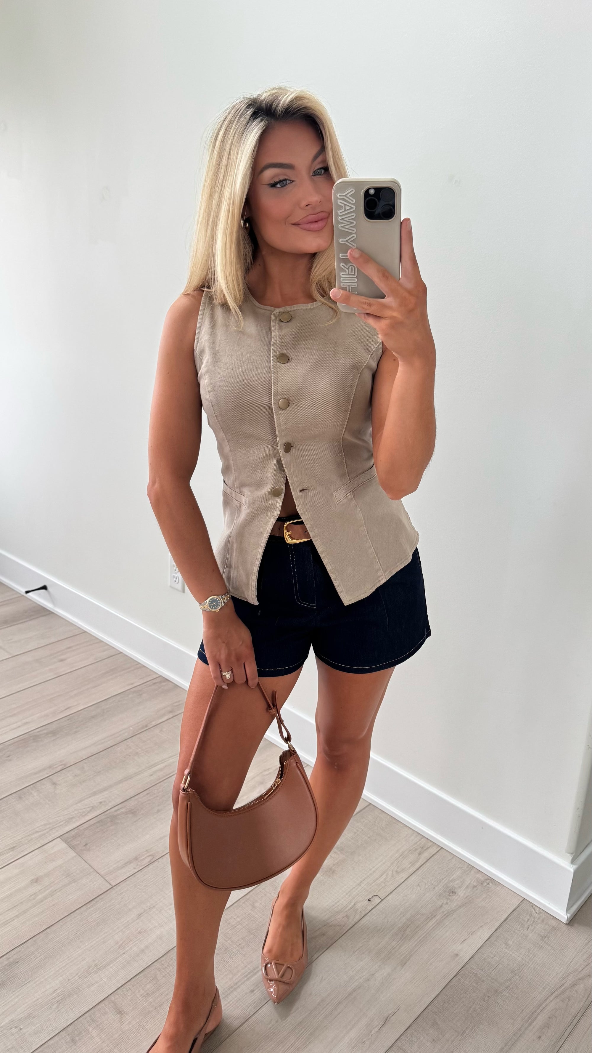 ESTATE BUTTON DOWN VEST TOP