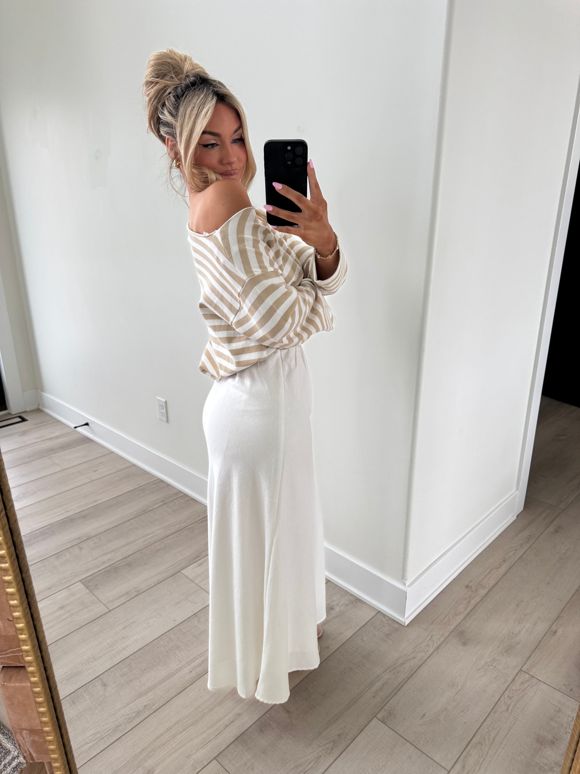 WHITE HIGH-WAISTED WOVEN MAXI SKIRT