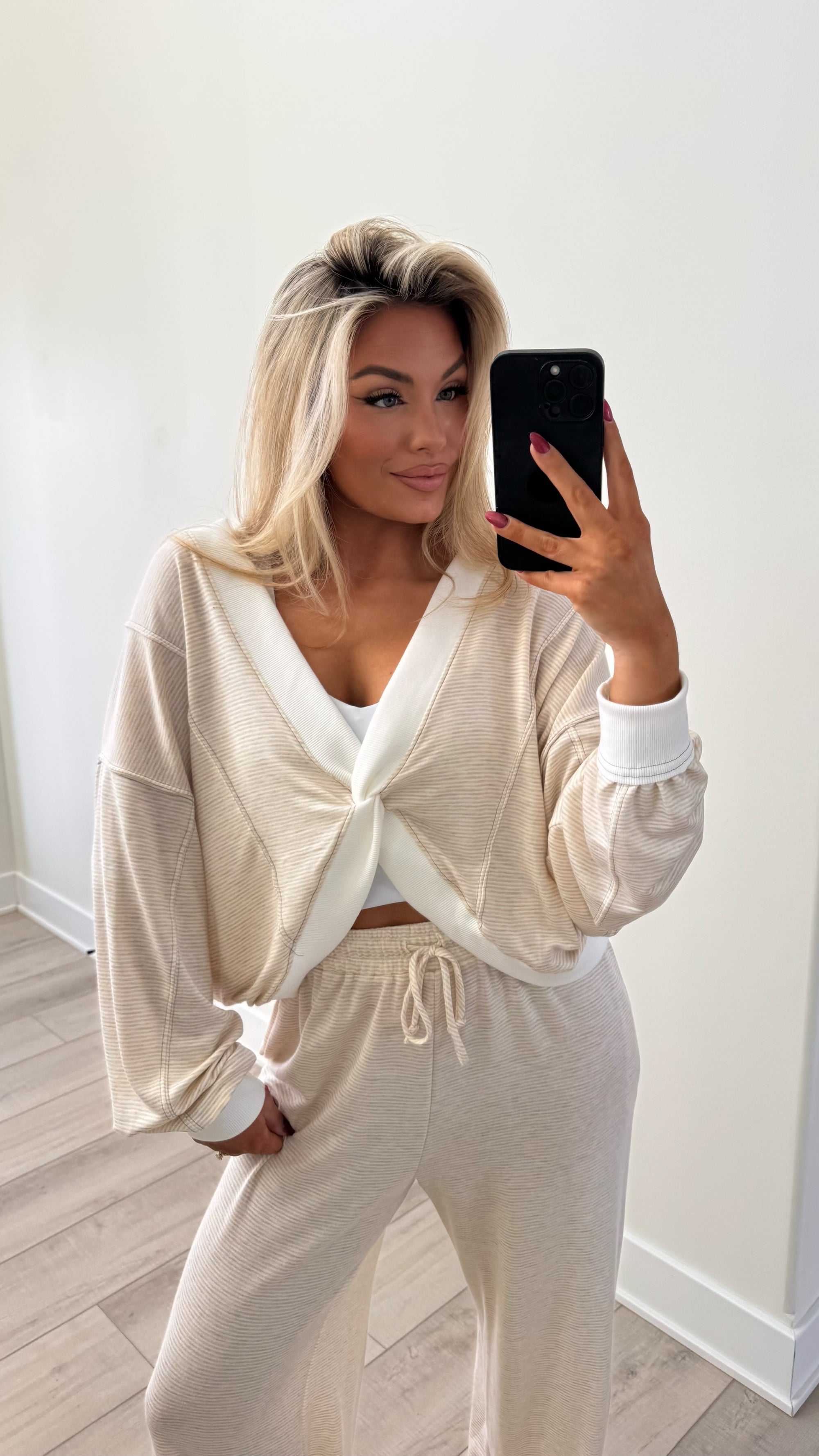 CLOUD REVERSIBLE TWIST FRONT STRIPED CREWNECK TOP