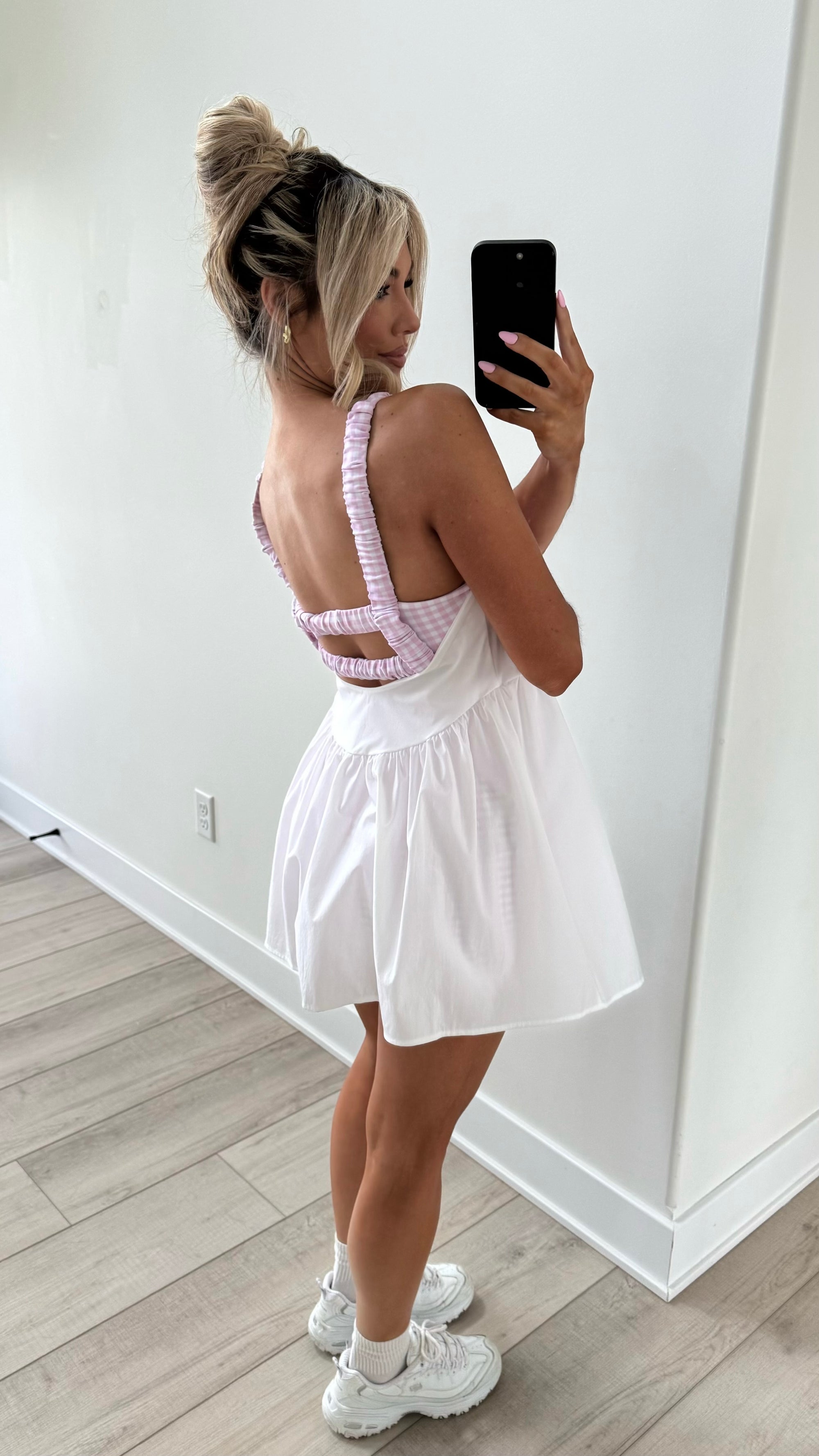 MATCH POINT GINGHAM ROMPER DRESS WHITE/PINK