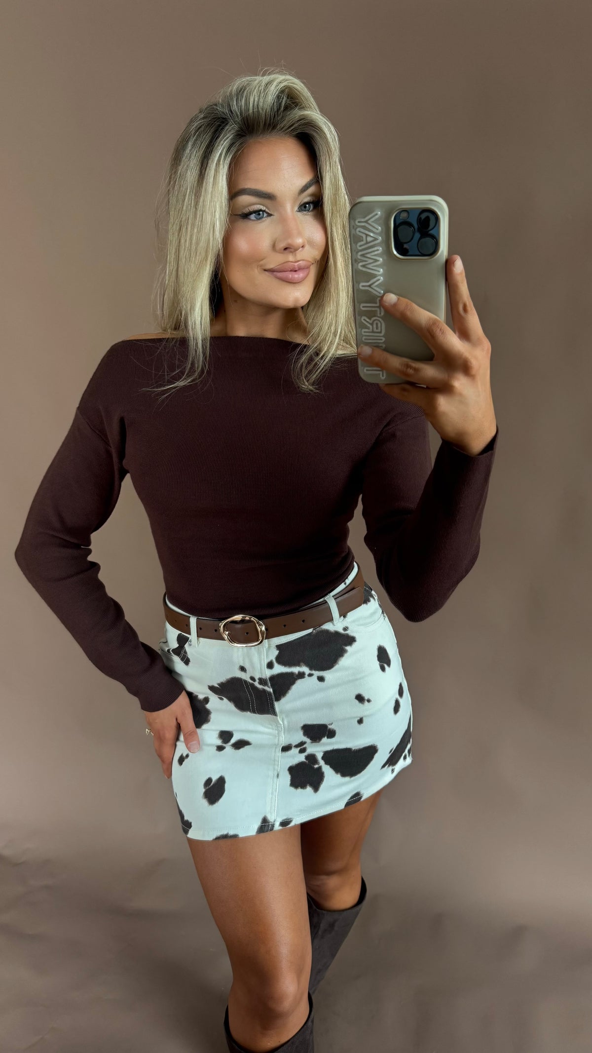 RORY BOAT NECK SWEATER BROWN