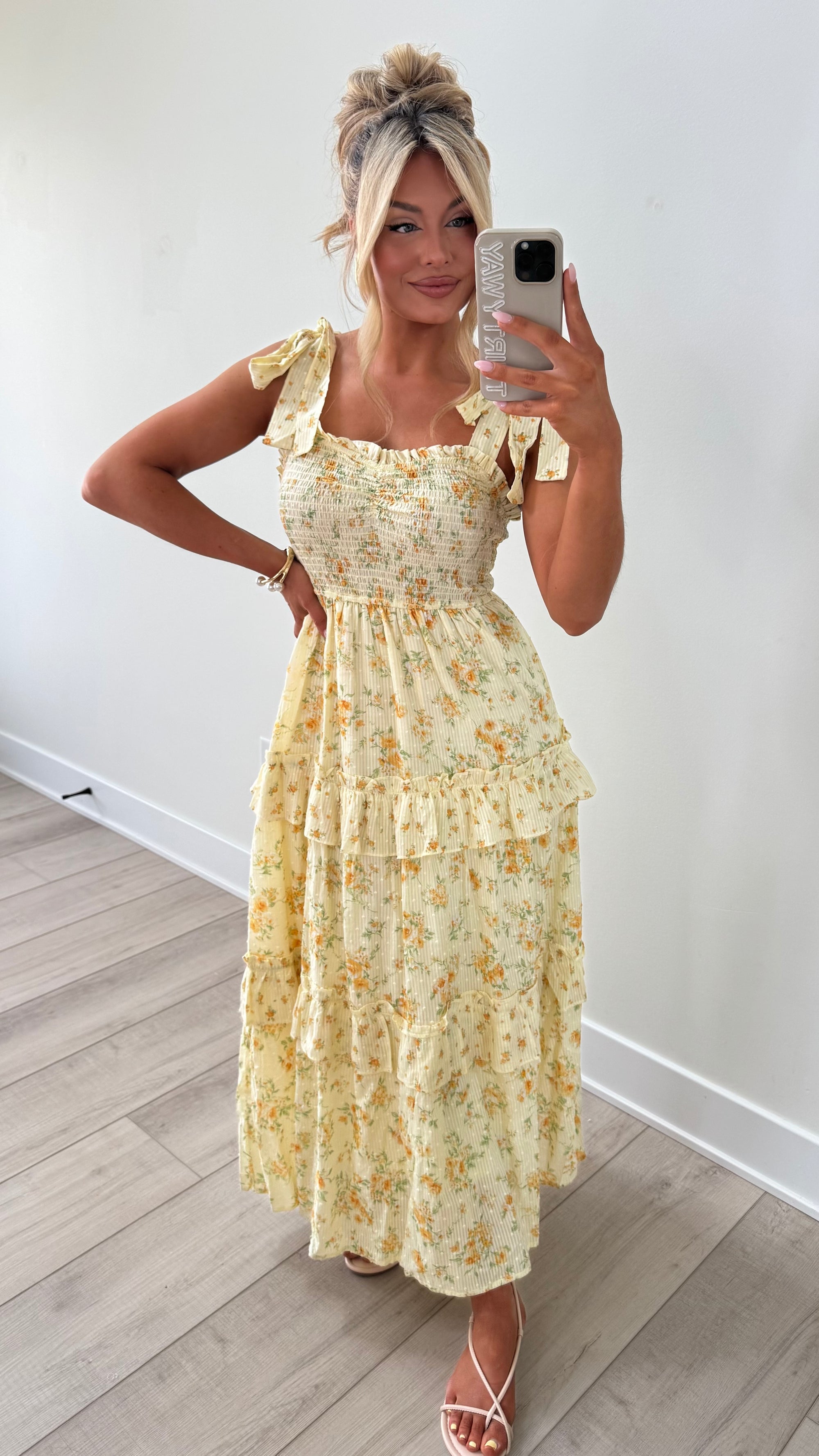 ROSIE FLORAL MAXI DRESS YELLOW