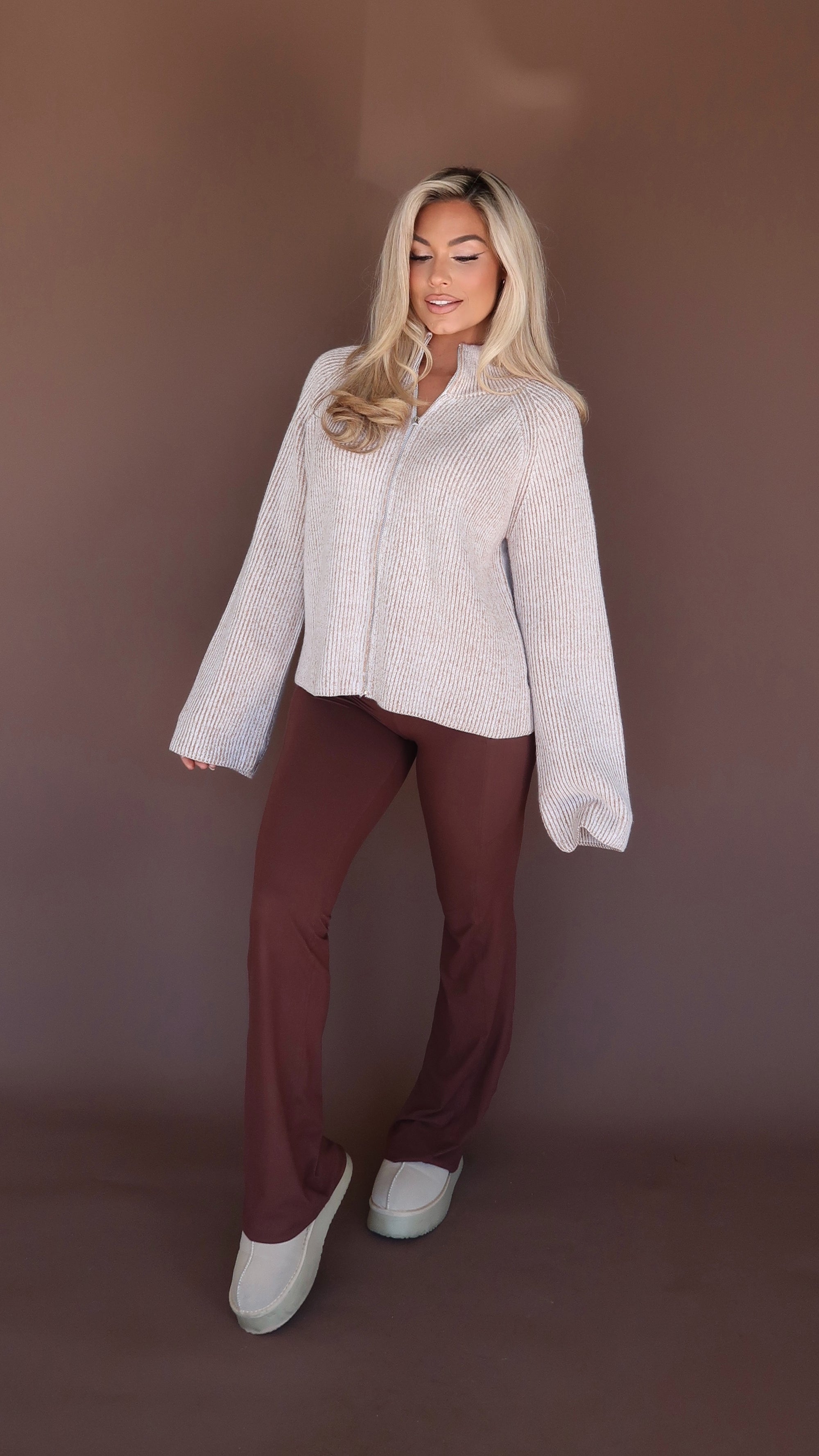 CIDER ZIP UP SWEATER TOP