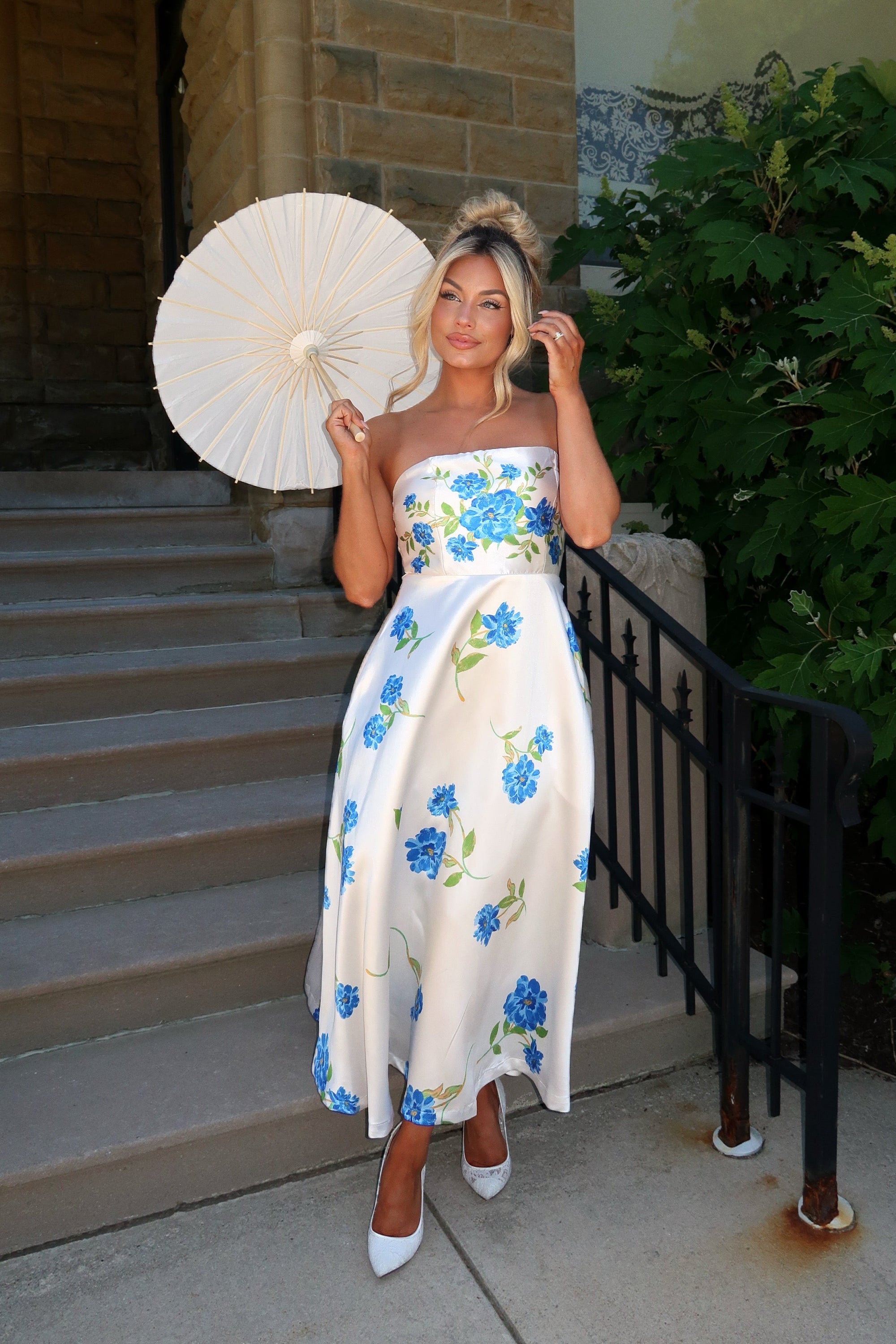 BRIDAL TEA BLUE FLORAL MAXI DRESS