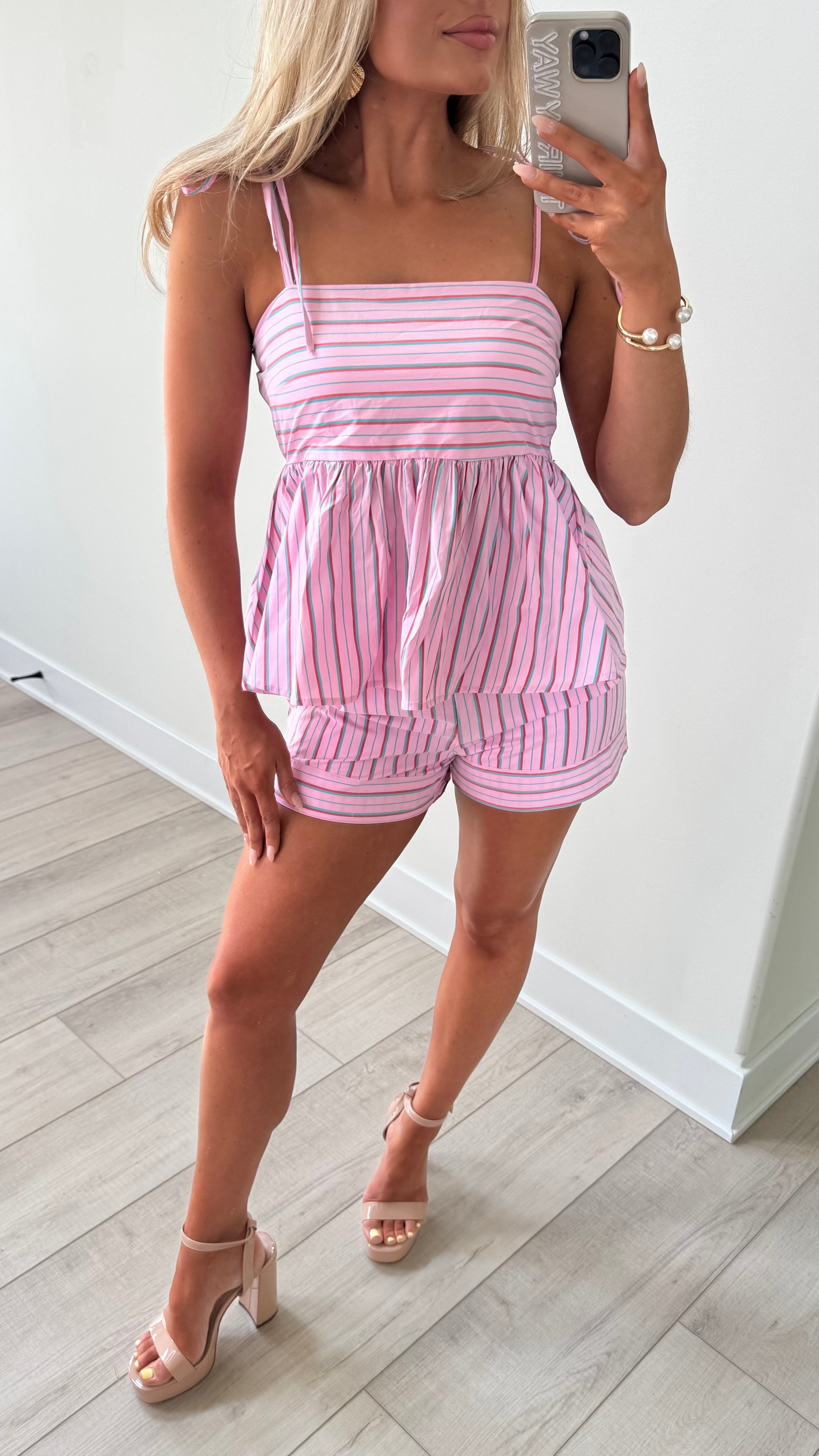 SANTA ROSA STRIPED SHORTS PINK