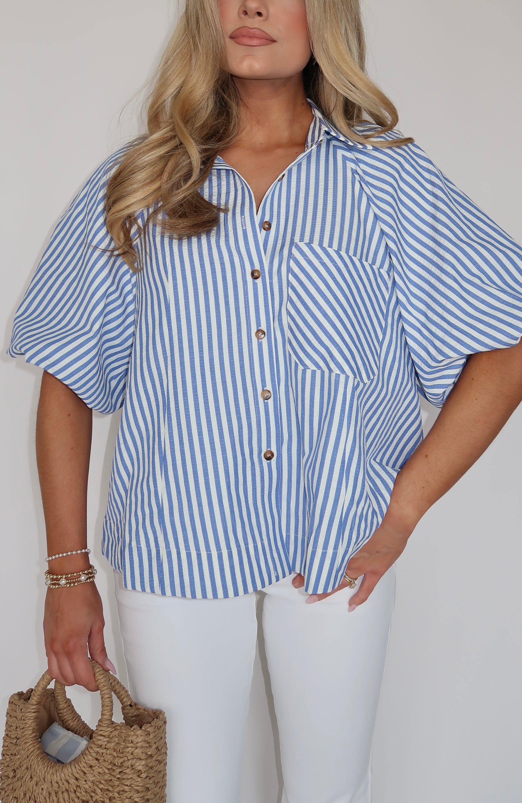 SEABREEZE PINSTRIPE PUFF SLEEVE TOP