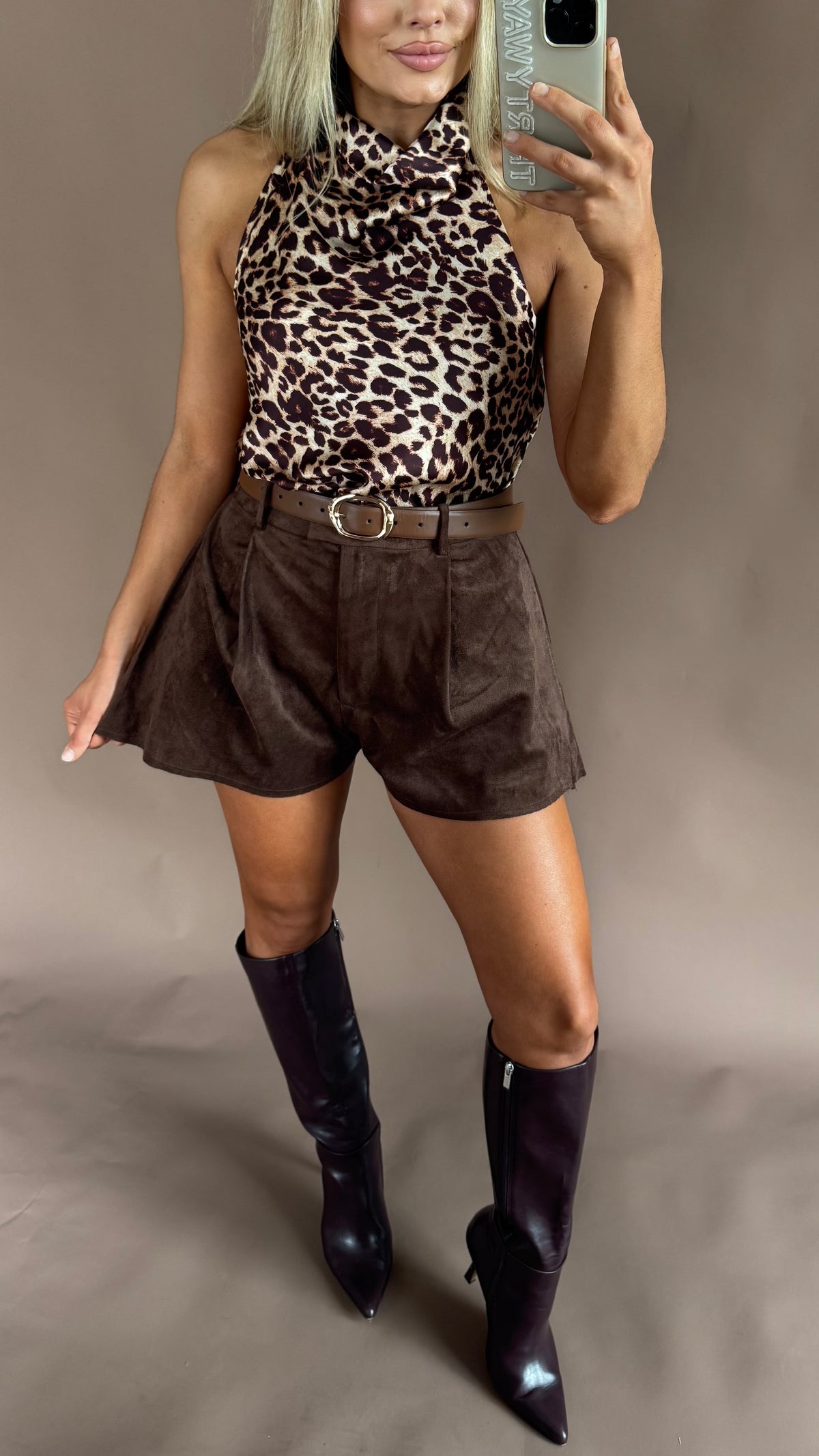 HIGH-RISE SUEDE TROUSER SHORT