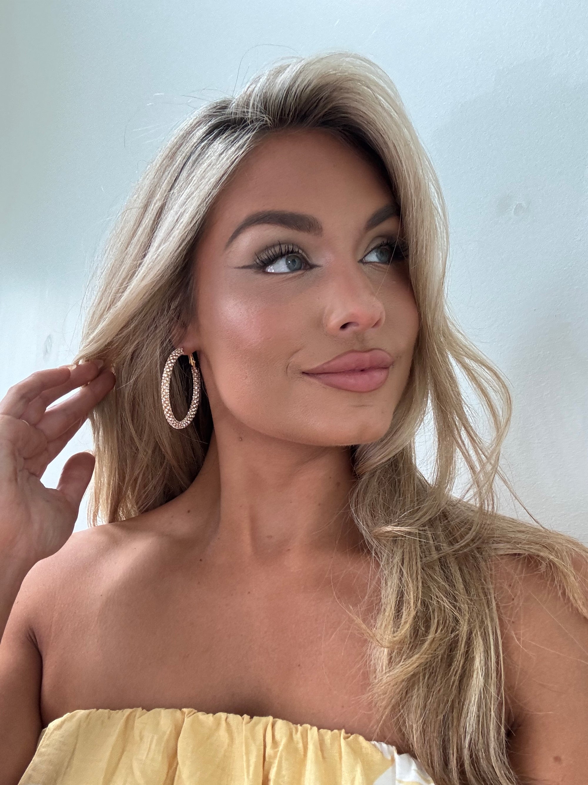RHINESTONE HOOP EARRINGS